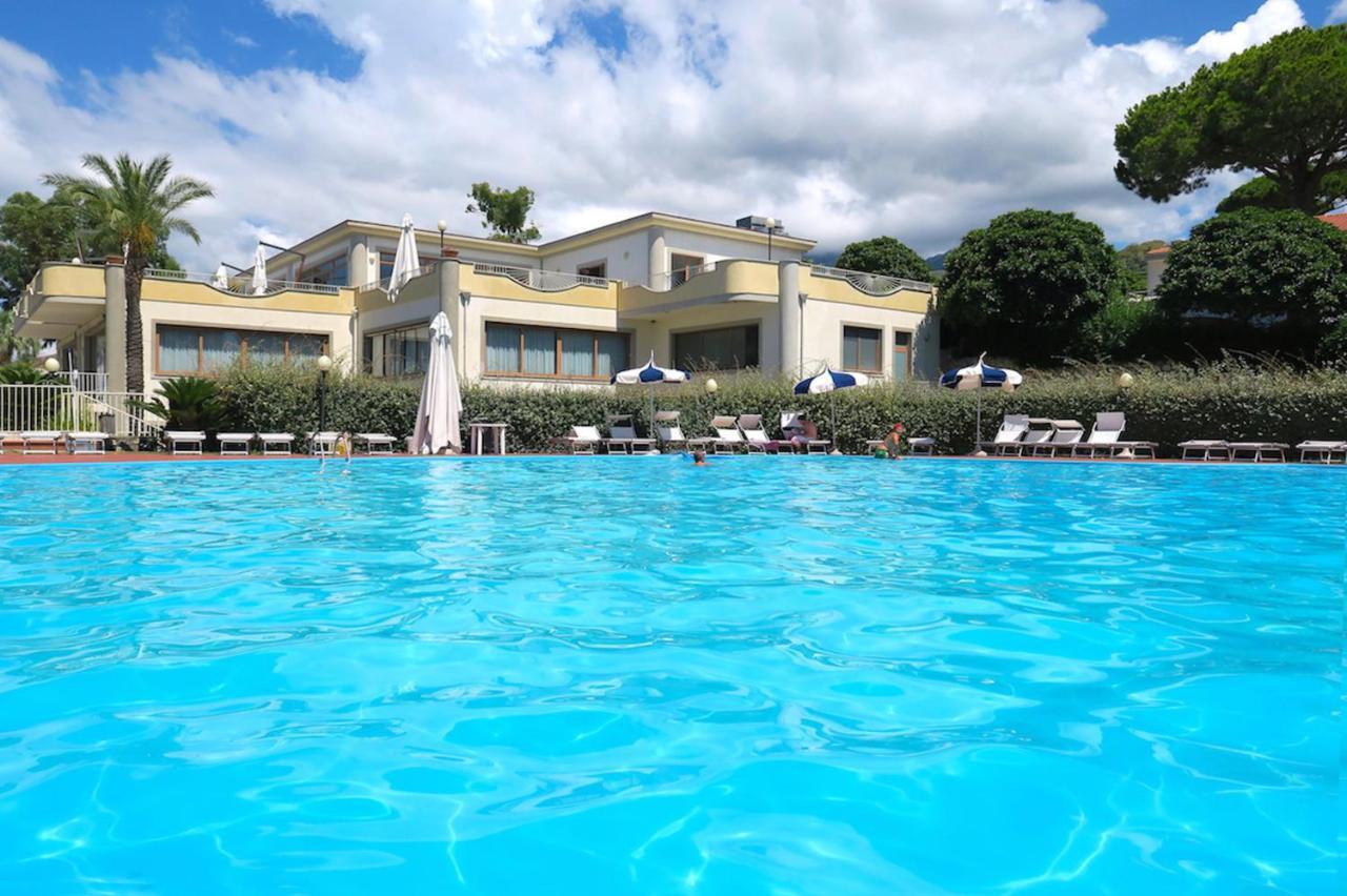 Club Residence La Castellana Belvedere Marittimo Exterior foto